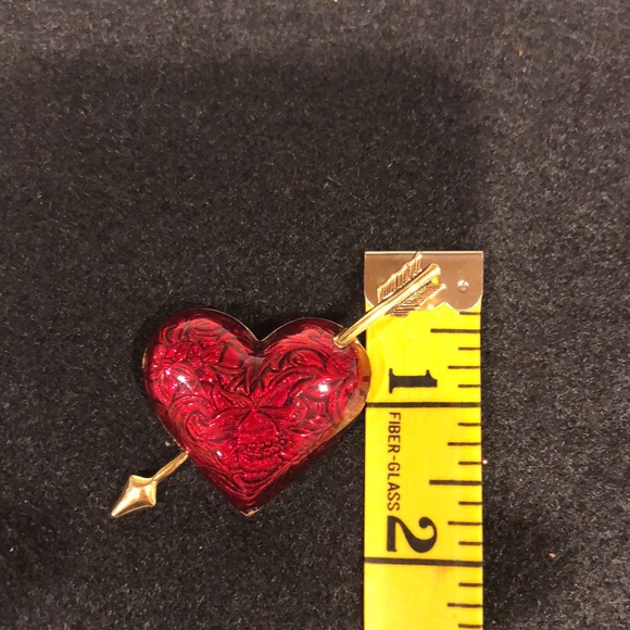 Avon Heart Brooch - Picture 4 of 4
